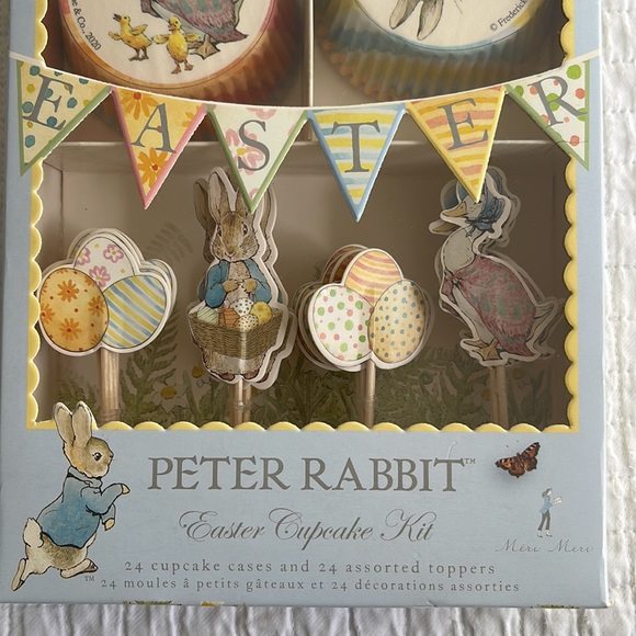 Peter Rabbit Easter Cupcake Kit 24 cases and Toppers - Picture 5 of 5